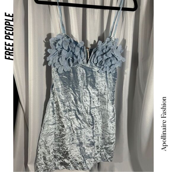 FREE PEOPLE EVA MINI VELVET DRESS IN CELESTIAL NEW SIZE 4 NWT - Picture 10 of 11